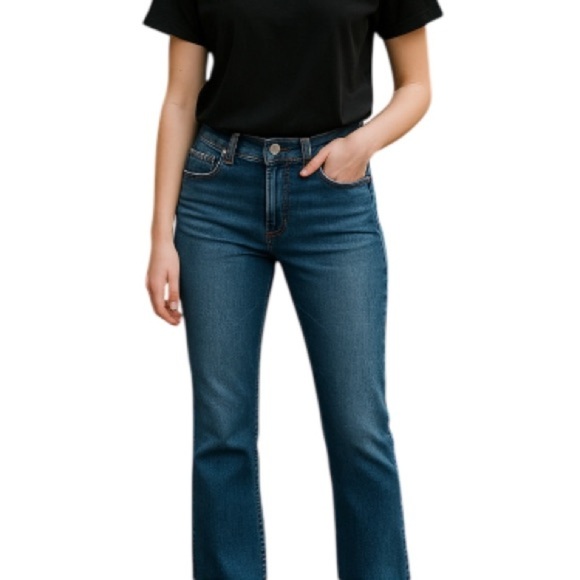 VINTAGE LEVIS Y2K Boot Cut Jeans Blue Medium Denim Mid Rise Red Tab Stretch 12 - Picture 1 of 12